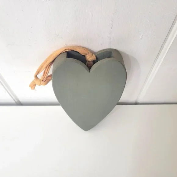 Primitive Wood Hanging Heart Wall Pocket - Picture 5 of 6